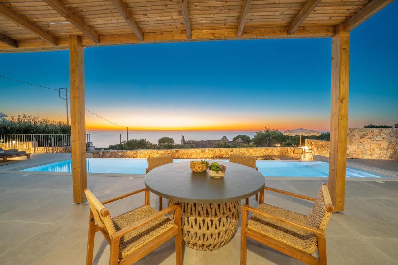 Summer Breeze Villa Tzamarelata Exterior foto